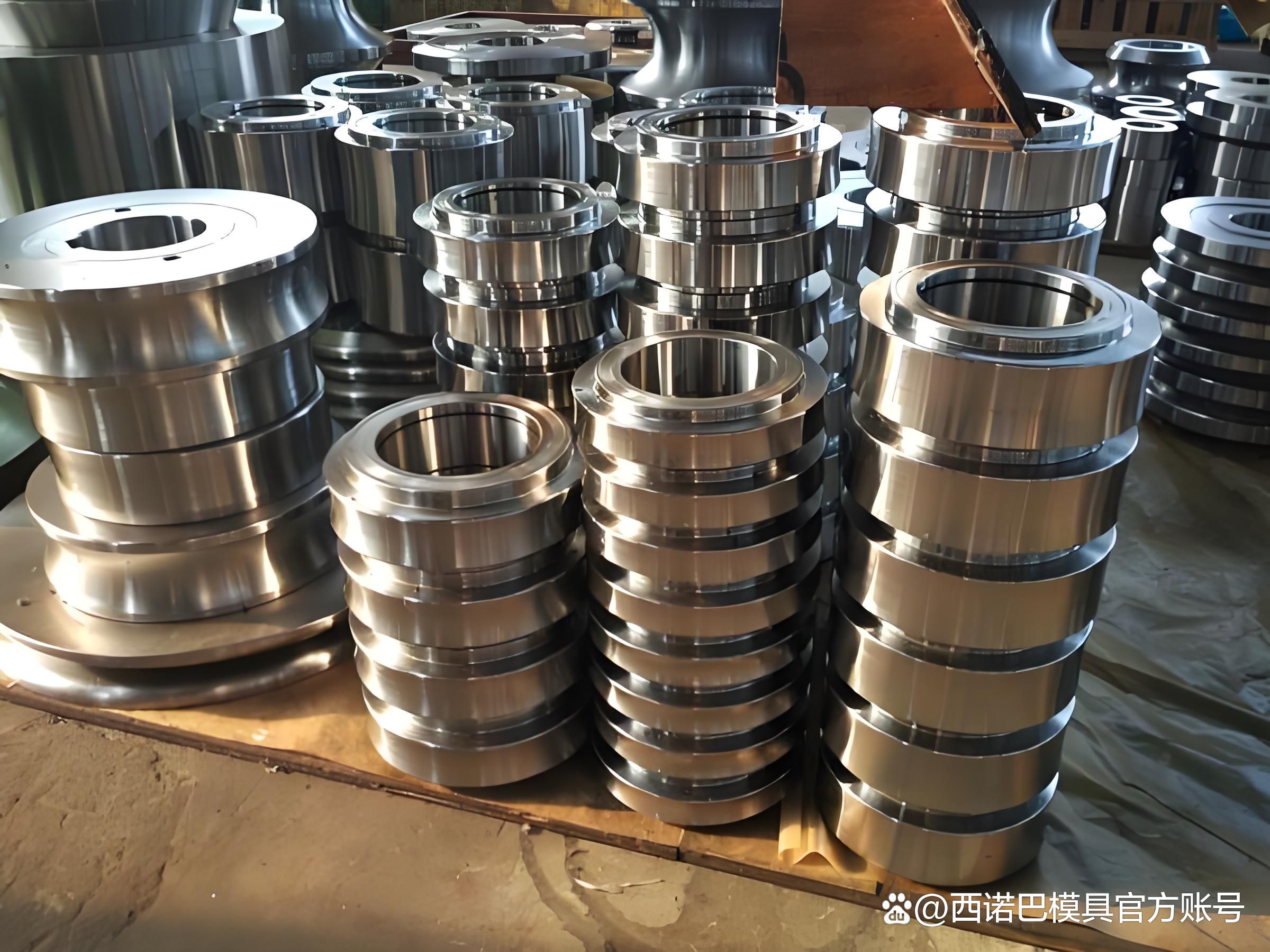 传递能量与压力:轧辊是将机械能转化为材料变形能的媒介,通过旋转运动